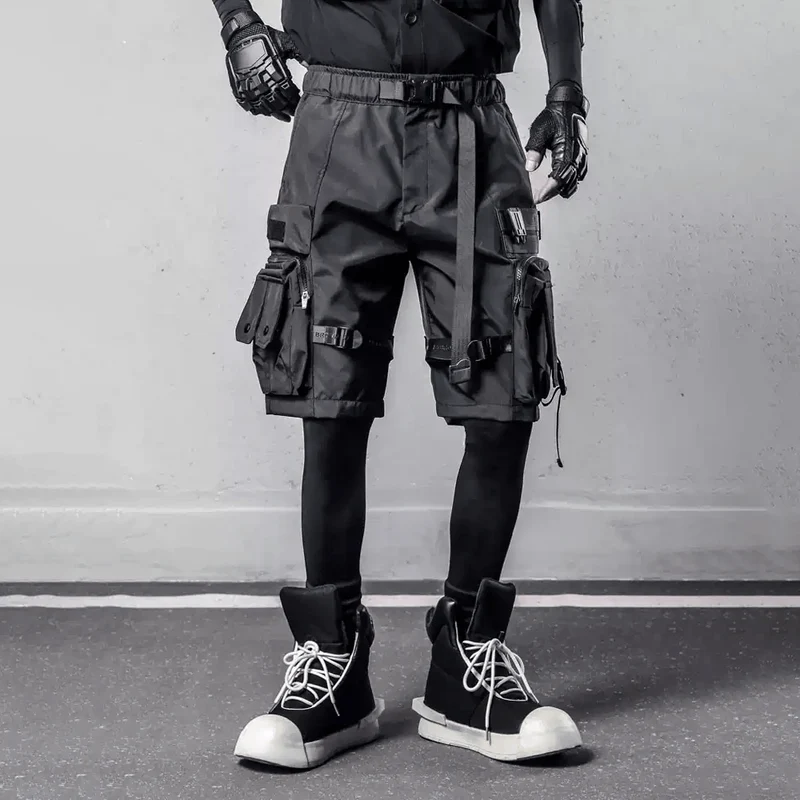 Herren-Cargoshorts mit Schnallenriemen und großer Tasche